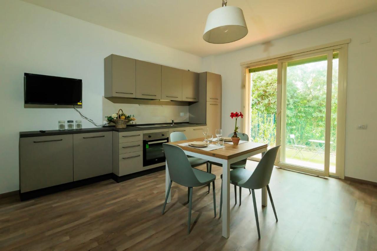 Residence San Francesco ตีร์เรเนีย ภายนอก รูปภาพ