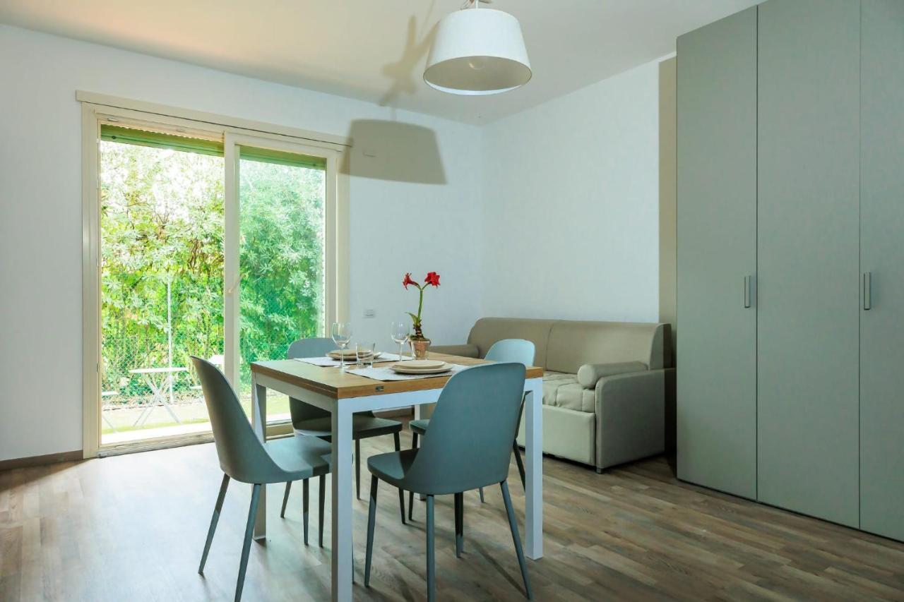 Residence San Francesco ตีร์เรเนีย ภายนอก รูปภาพ