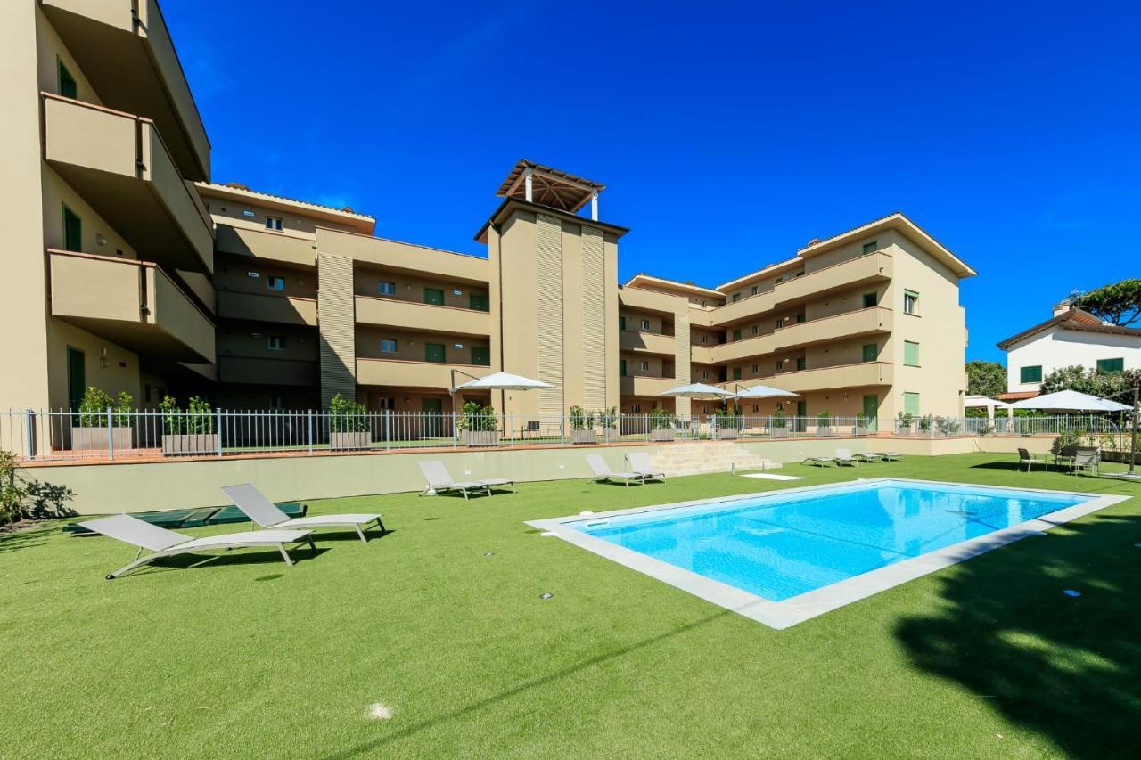 Residence San Francesco ตีร์เรเนีย ภายนอก รูปภาพ