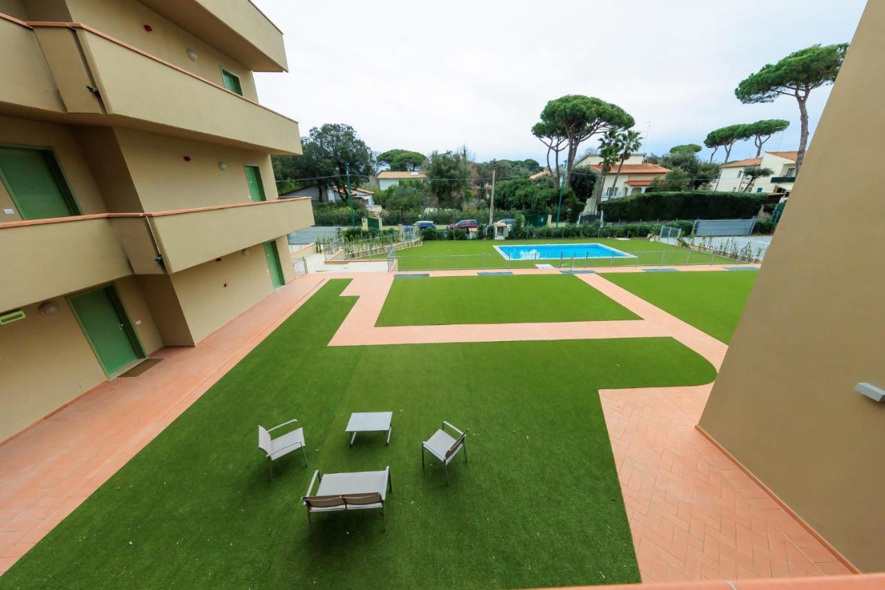 Residence San Francesco ตีร์เรเนีย ภายนอก รูปภาพ
