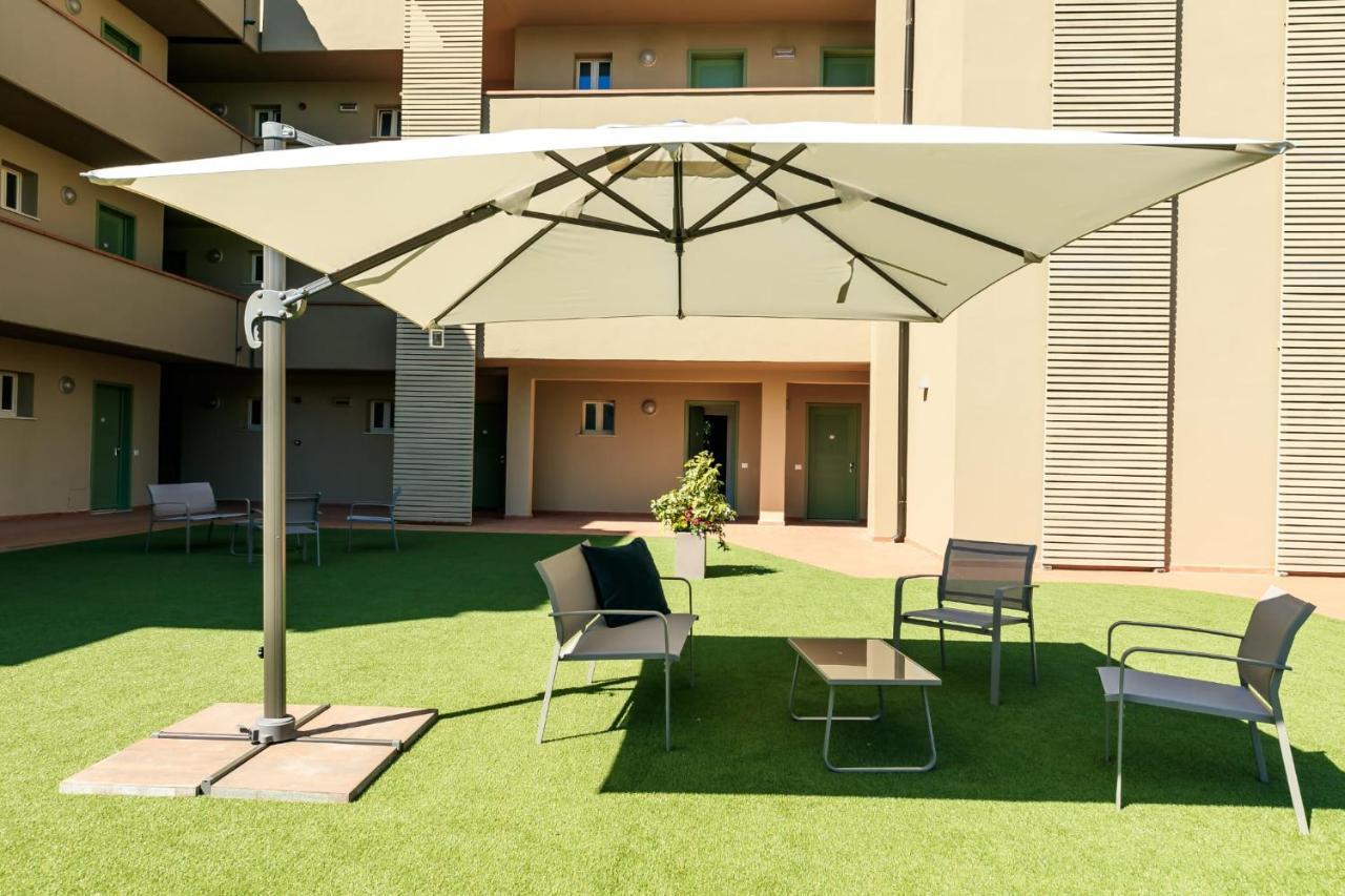 Residence San Francesco ตีร์เรเนีย ภายนอก รูปภาพ