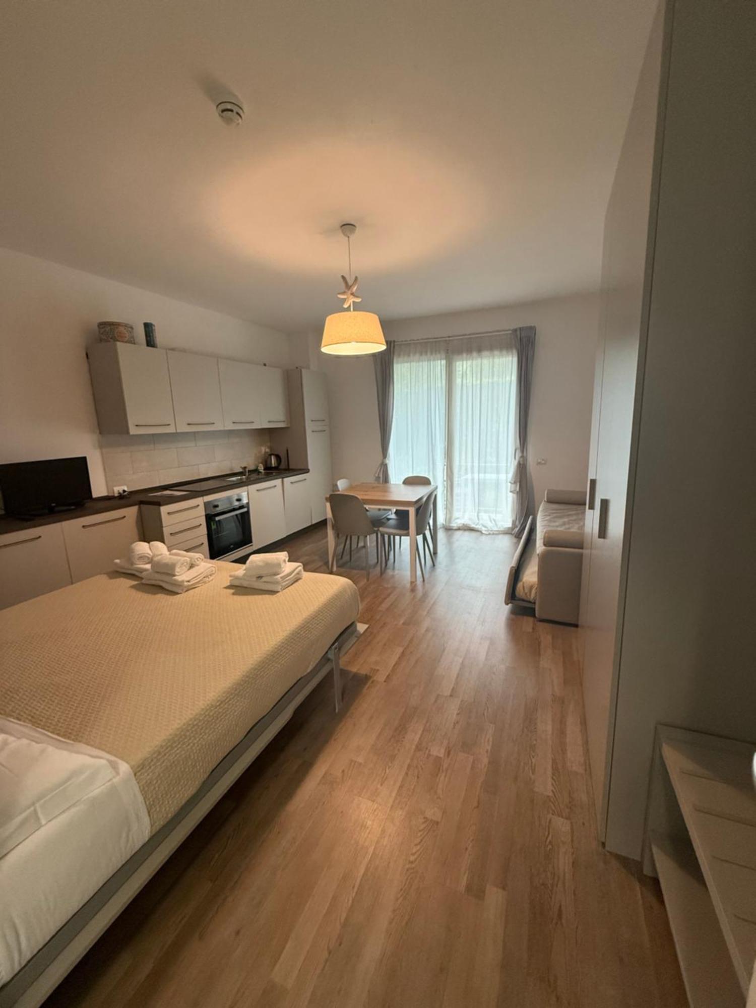 Residence San Francesco ตีร์เรเนีย ภายนอก รูปภาพ